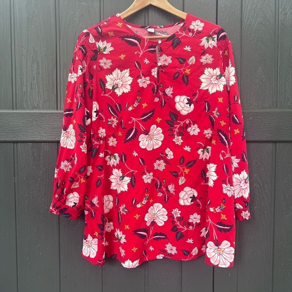 Old Navy  Button-Front Smocked-Shoulder Top for Women Mathernity Large